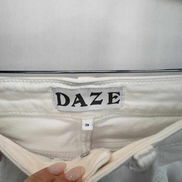 Daze Denim Moneymaker High Rise Vintage Skinny Jeans Porcelain White  Size 29 - Picture 3 of 7